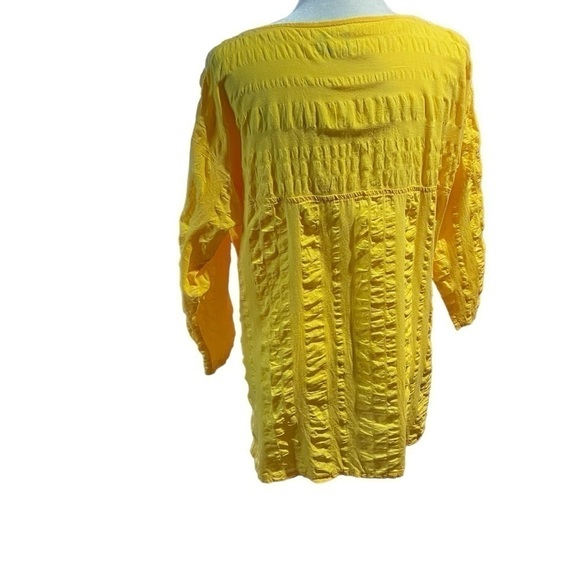 Bright Sunny Yellow Textured Top with Fold over neckline-slits on sides-Size 12 - Picture 8 of 16